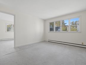 31-37 Washington Ave, Waltham MA 02453