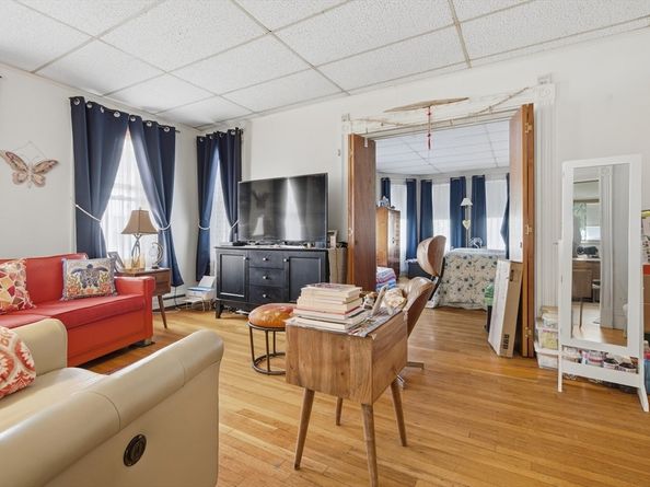 31-37 Washington Ave, Waltham MA 02453