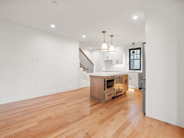 9 Sydney 301, Boston MA 02125