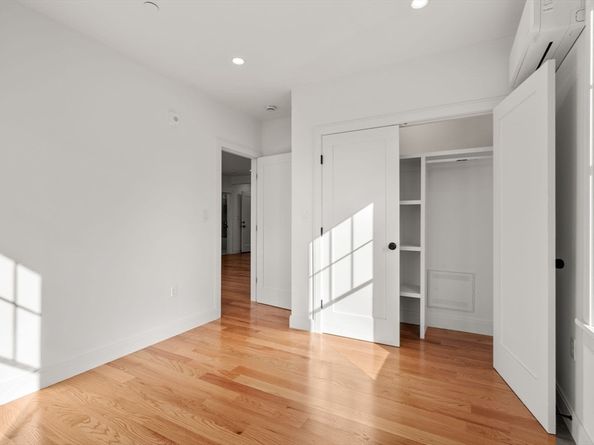 9 Sydney 301, Boston MA 02125