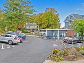 135 Main St, Upton MA 01568