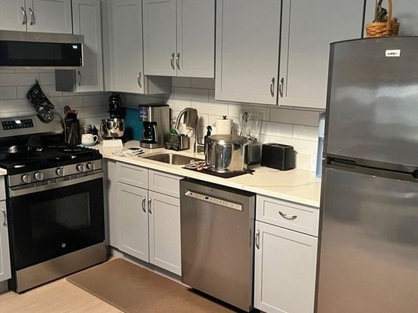 135 Main St, Upton MA 01568