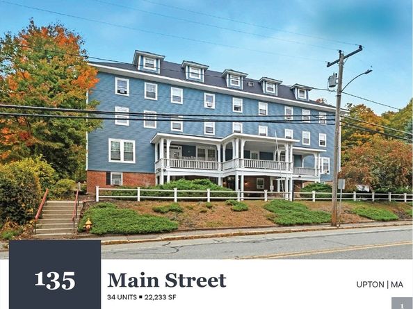 135 Main St, Upton MA 01568
