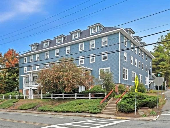 135 Main St, Upton MA 01568