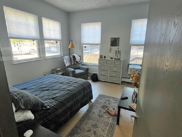 135 Main St, Upton MA 01568