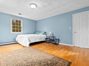 16 W Tapley Rd, Lynnfield MA 01940