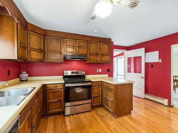 38 Matthies St, Beverly MA 01915