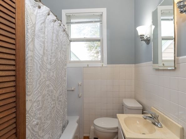 38 Matthies St, Beverly MA 01915