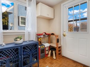 20 Railroad Ave, Rockport MA 01966