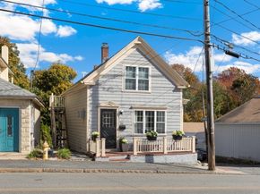 20 Railroad Ave, Rockport MA 01966