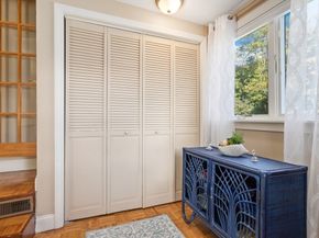 20 Railroad Ave, Rockport MA 01966