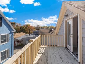 20 Railroad Ave, Rockport MA 01966