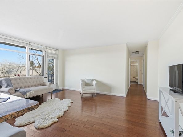 125 Trapelo Rd U23, Belmont MA 02478