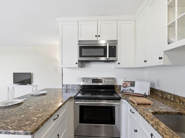 125 Trapelo Rd U23, Belmont MA 02478