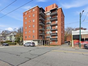 125 Trapelo Rd U23, Belmont MA 02478