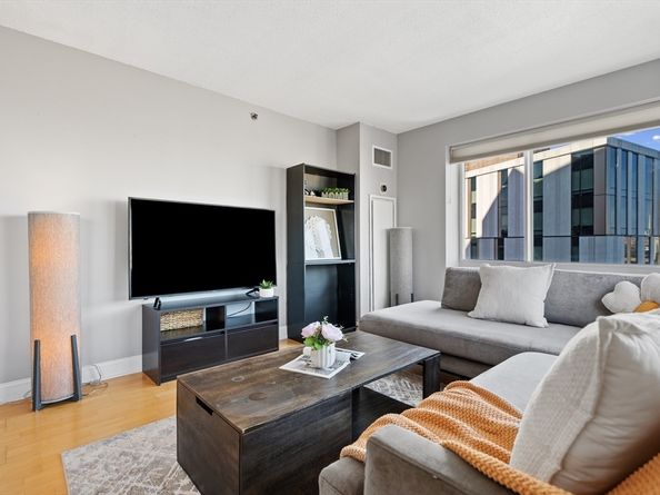 8-10 Museum Way 1429, Cambridge MA 02141