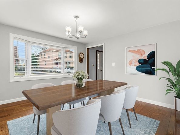 82 Lenox St, Quincy MA 02169