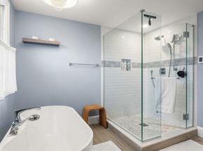 82 Lenox St, Quincy MA 02169