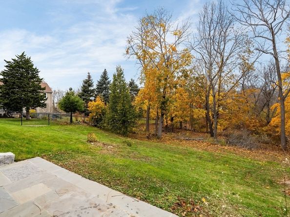 82 Lenox St, Quincy MA 02169