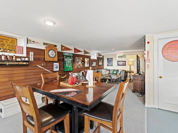 47 Faye Ave, Middleboro MA 02346