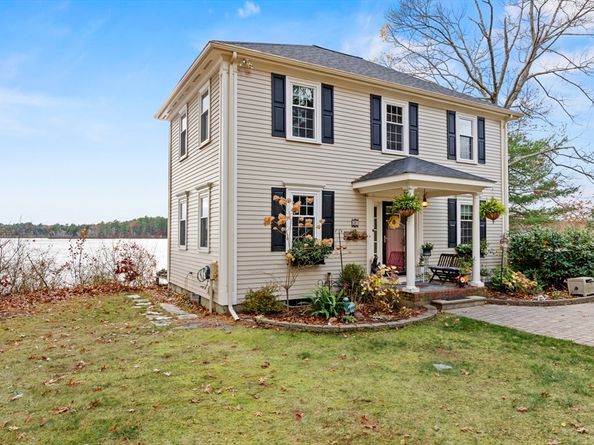 47 Faye Ave, Middleboro MA 02346