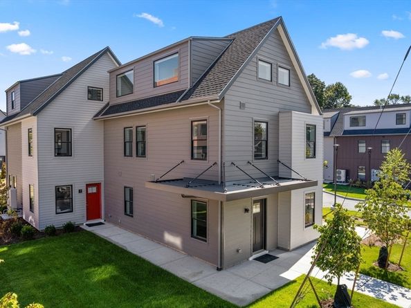 4B Lincoln St 4B, Natick MA 01760