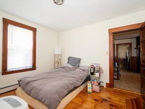 219 Charlton St, Southbridge MA 01550