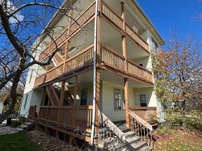 219 Charlton St, Southbridge MA 01550