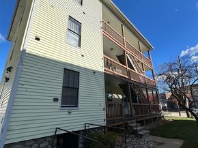 219 Charlton St, Southbridge MA 01550