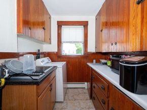 219 Charlton St, Southbridge MA 01550