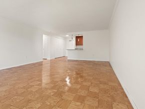 2 Hawthorne Place 5H, Boston MA 02114