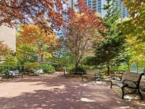 2 Hawthorne Place 5H, Boston MA 02114