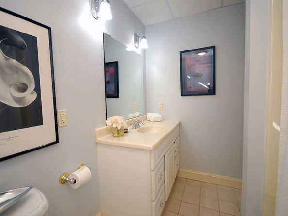 96 Forest Ridge Rd 96, Concord MA 01742