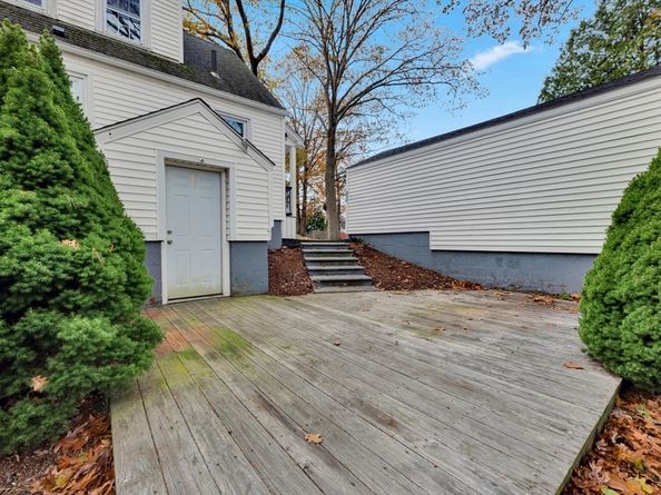 6 Paul St, Auburn MA 01501