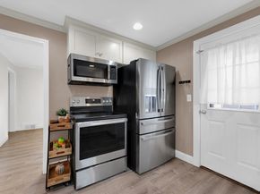 6 Paul St, Auburn MA 01501