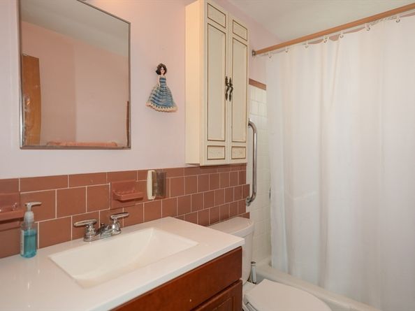 6 Durant Ave, Maynard MA 01754