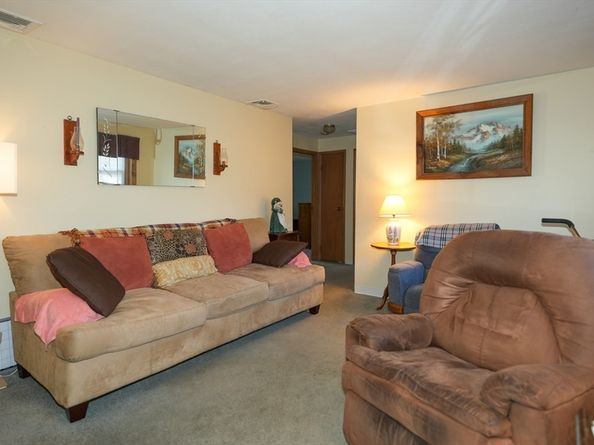 6 Durant Ave, Maynard MA 01754