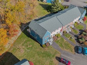 36 Fox Meadow Rd A, Leominster MA 01453