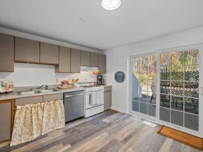 36 Fox Meadow Rd A, Leominster MA 01453