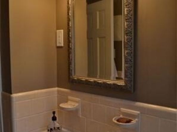 32 Martel Rd South, Hamilton MA 01982