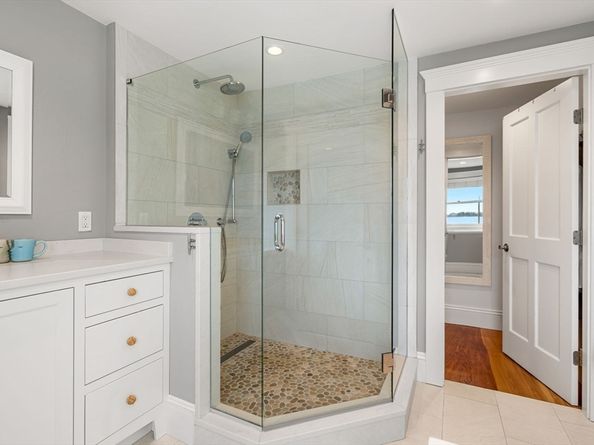 112 Bay View Avenue, Salem MA 01970