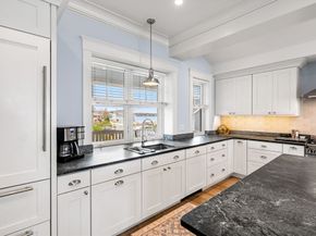 112 Bay View Avenue, Salem MA 01970