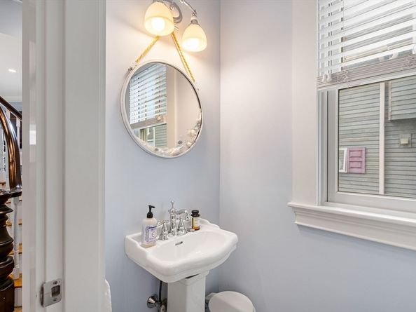 112 Bay View Avenue, Salem MA 01970