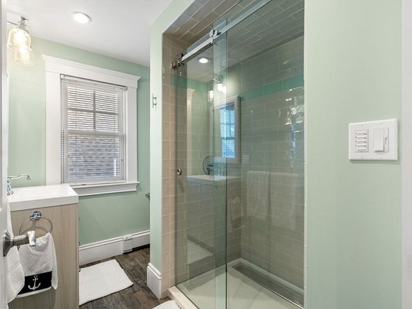 112 Bay View Avenue, Salem MA 01970