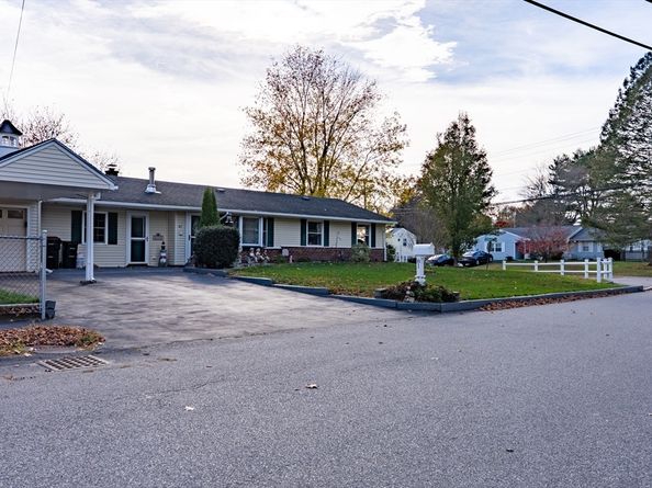 81 Dixon Rd, Brockton MA 02302