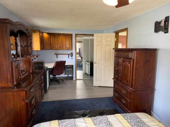 81 Dixon Rd, Brockton MA 02302