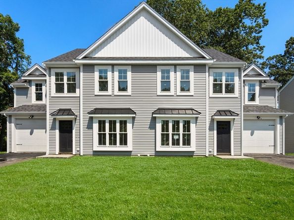 22 Danielles Way, Worcester MA 01606