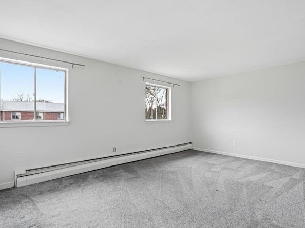 8 Bishop Dr 8, Framingham MA 01702