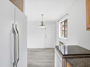 8 Bishop Dr 8, Framingham MA 01702