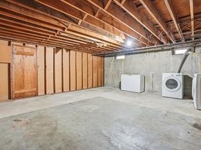 8 Bishop Dr 8, Framingham MA 01702